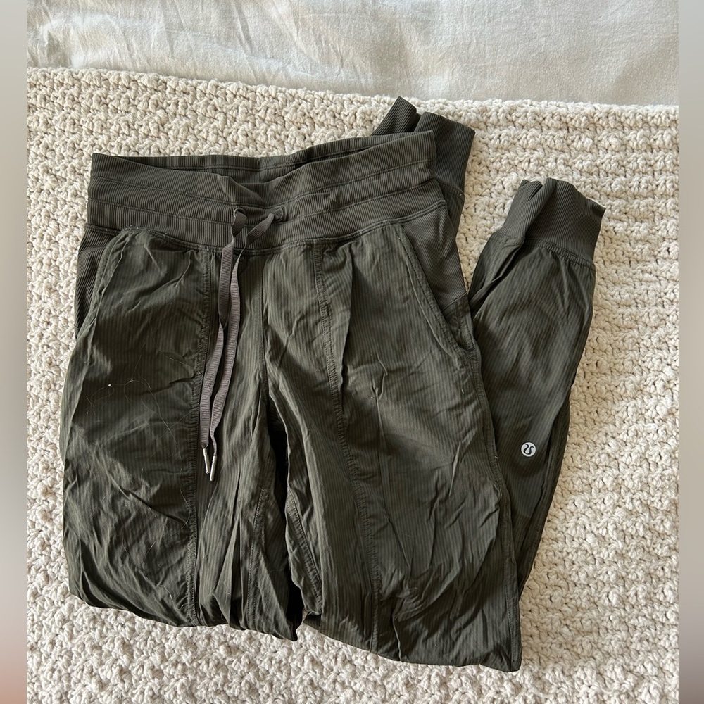 EUC lululemon dance studio joggers